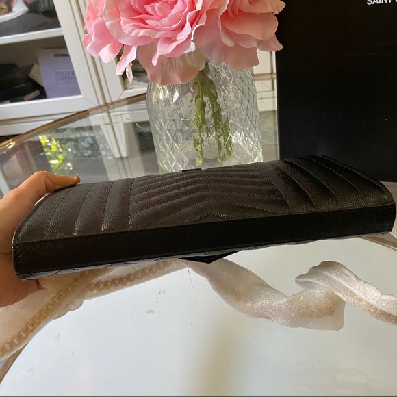 NEW SAINT LAURENT TRIQUILT MEDIUM CHAIN WALLET BLK - Picture 6 of 10